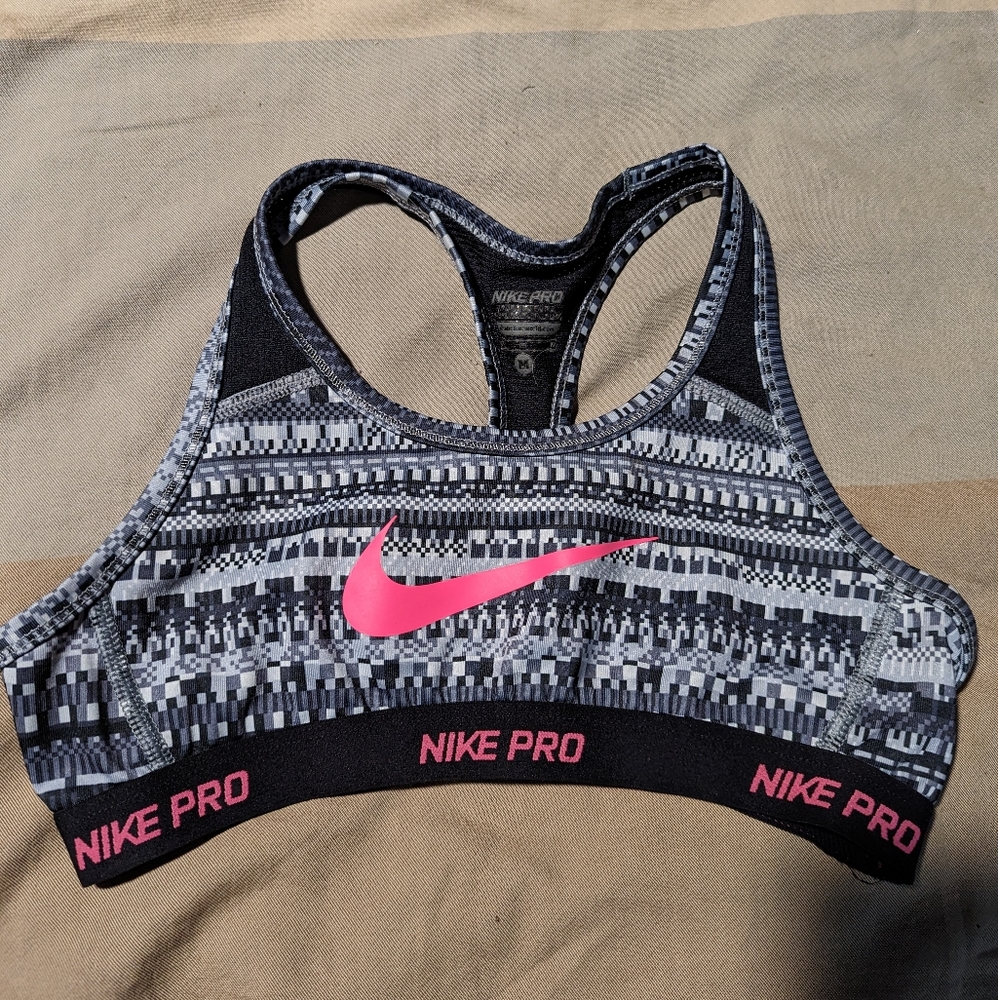 Nike Pro Dri-Fit Sports Bra